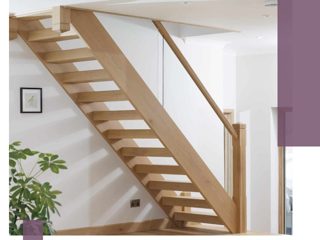 Изготовление деревянных лестниц под ключ в Людинове для дома