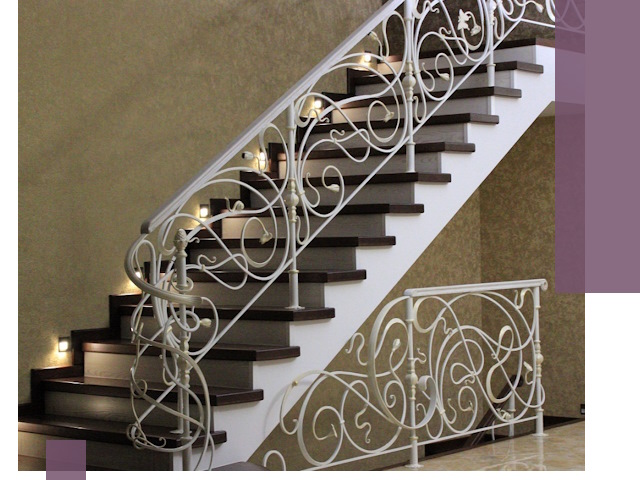 Кованые лестницы под ключ в Людинове — изготовление и монтаж