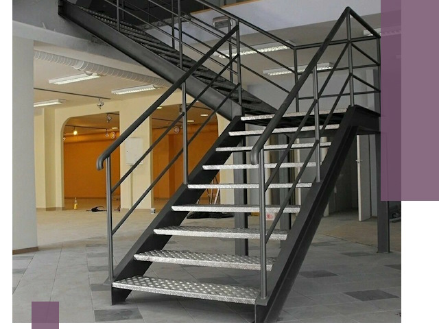 Лестницы для офиса в Людинове: изготовление, монтаж, демонтаж