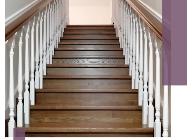 Лестницы из ясеня на заказ в Людинове — изготовление и монтаж