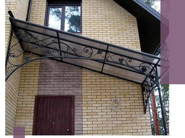 Односкатные козырьки из металла под ключ в Людинове