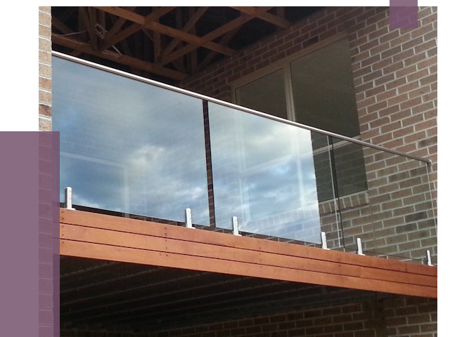 Стеклянные парапеты на крыше и террасе в Людинове от 11450 руб. | ПРОЛЁТ-Люд