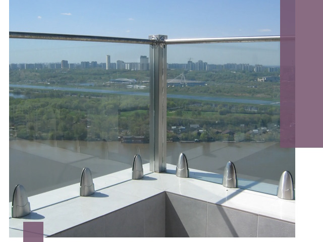 Стеклянные парапеты премиум класса в Людинове для домов и бизнесов