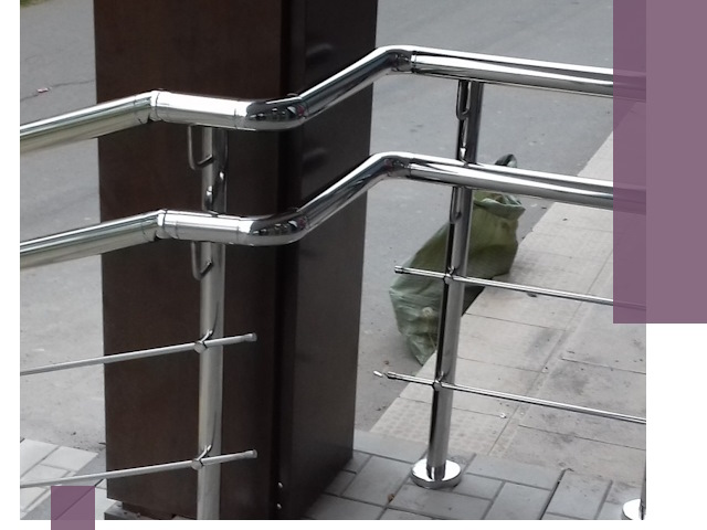 Монтаж поручней из нержавеющей стали в Людинове качественно и быстро